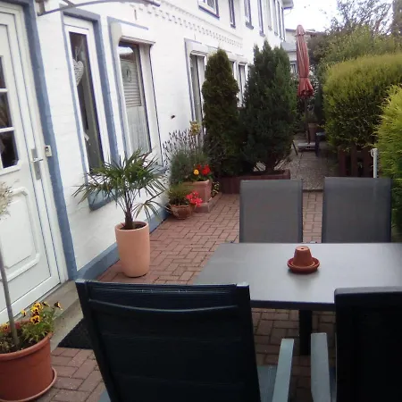 Ferienwohnung-8-im-haus-sandra-dahme-ostsee شقة