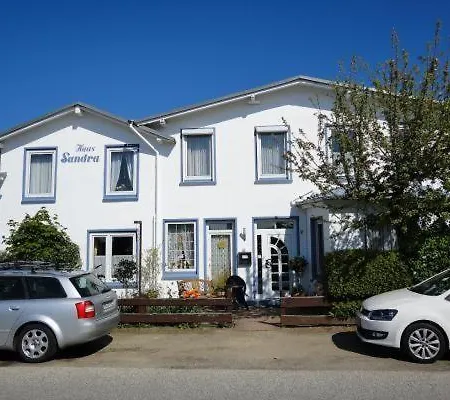 Ferienwohnung-8-im-haus-sandra-dahme-ostsee شقة *